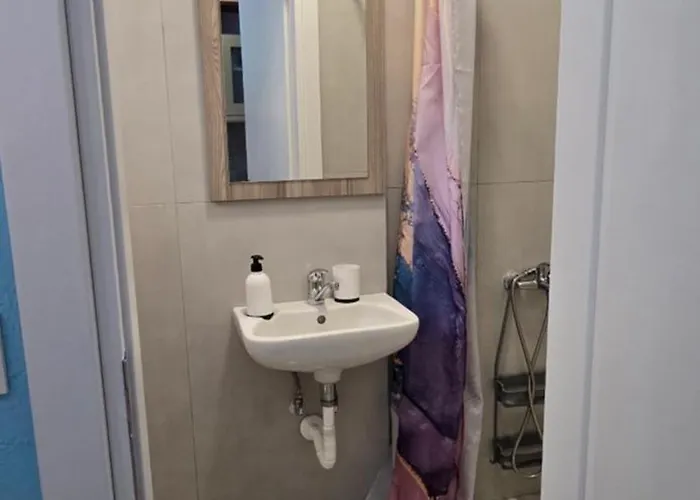 N&b דירה סיווירי